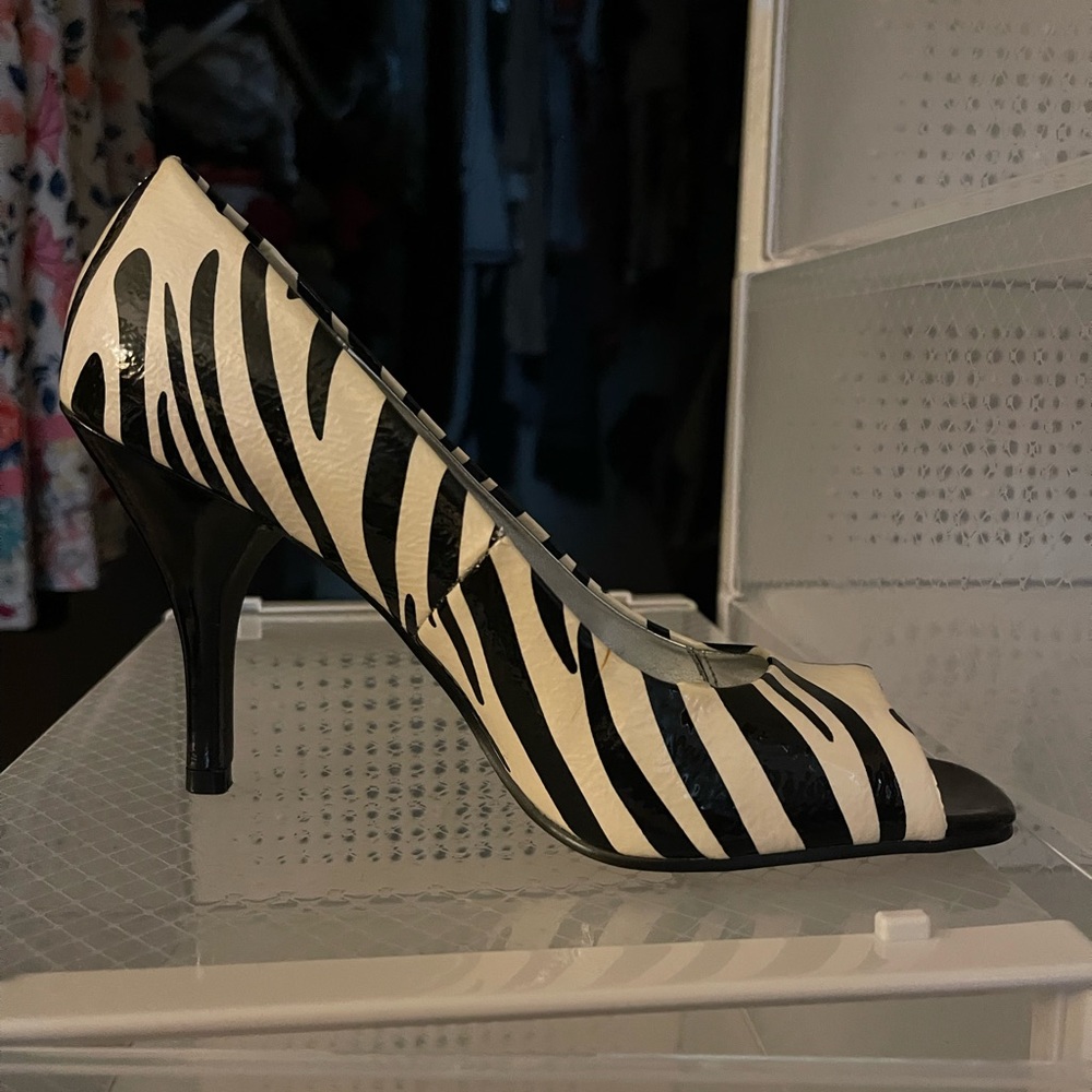 Rampage Zebra Print